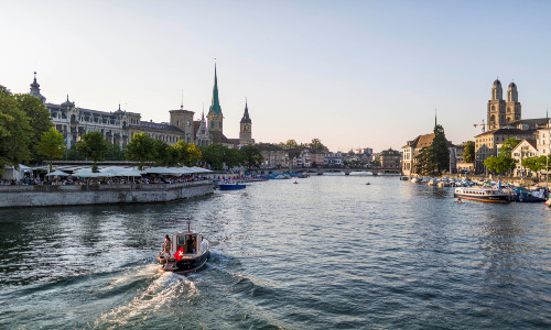 swiss travel package holidays zurich-tour-with-cruise-and-chocolate.jpg